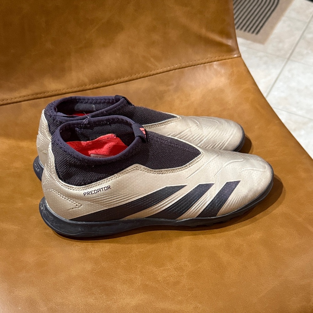 Adidas Predator Boys Turf Cleats Laceless